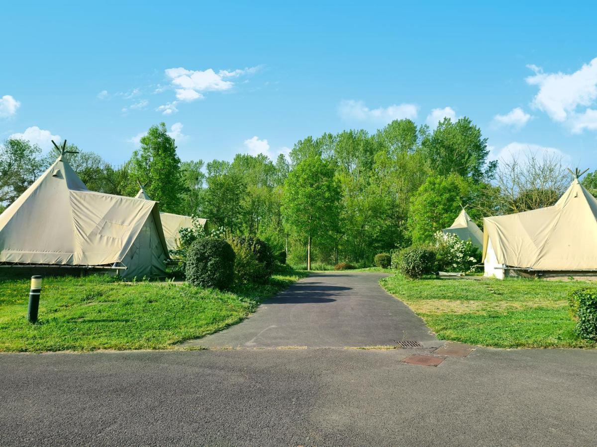 Resort & Camping - Val De Braye Bessé-sur-Braye Extérieur photo