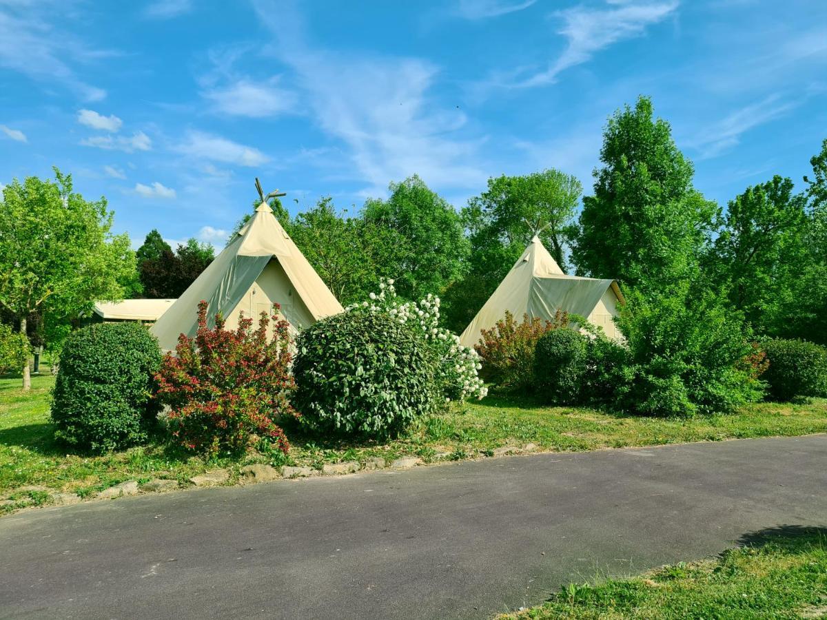 Resort & Camping - Val De Braye Bessé-sur-Braye Extérieur photo