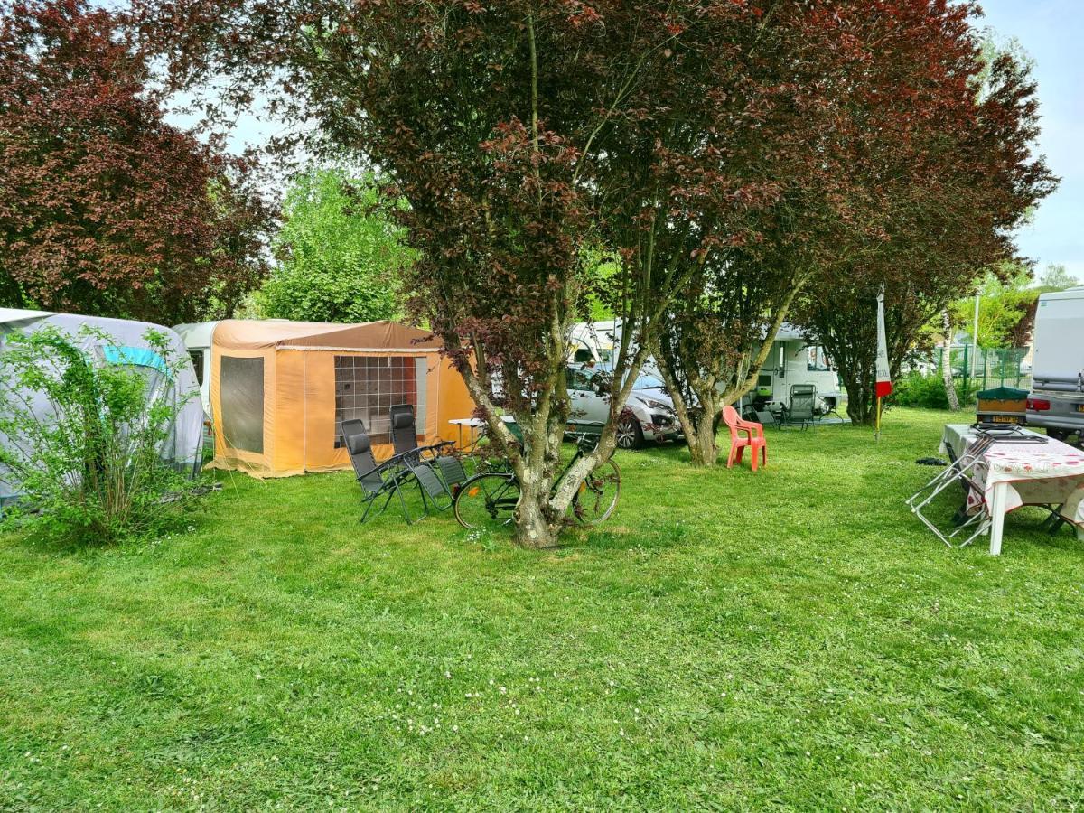 Resort & Camping - Val De Braye Bessé-sur-Braye Extérieur photo