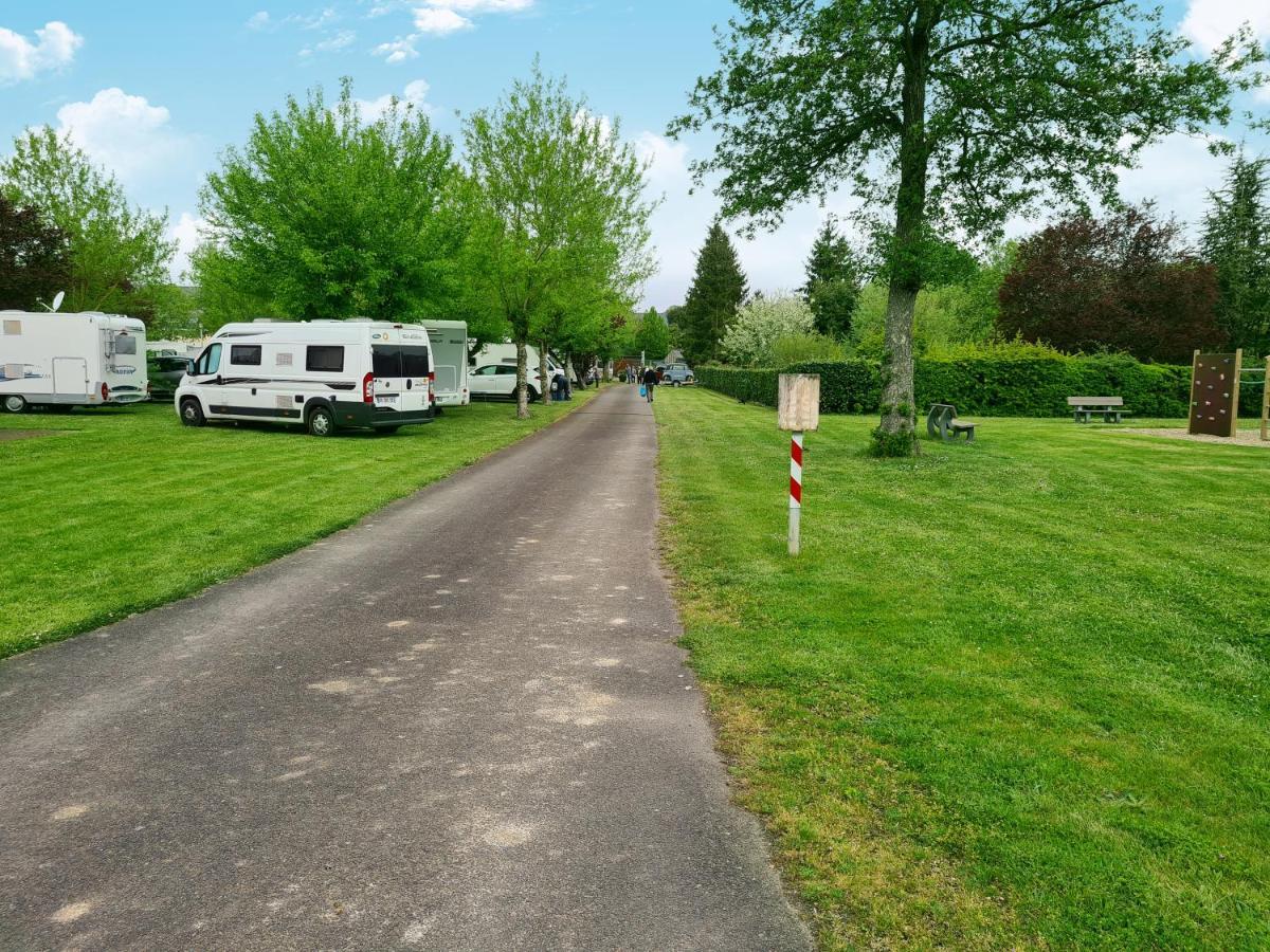 Resort & Camping - Val De Braye Bessé-sur-Braye Extérieur photo
