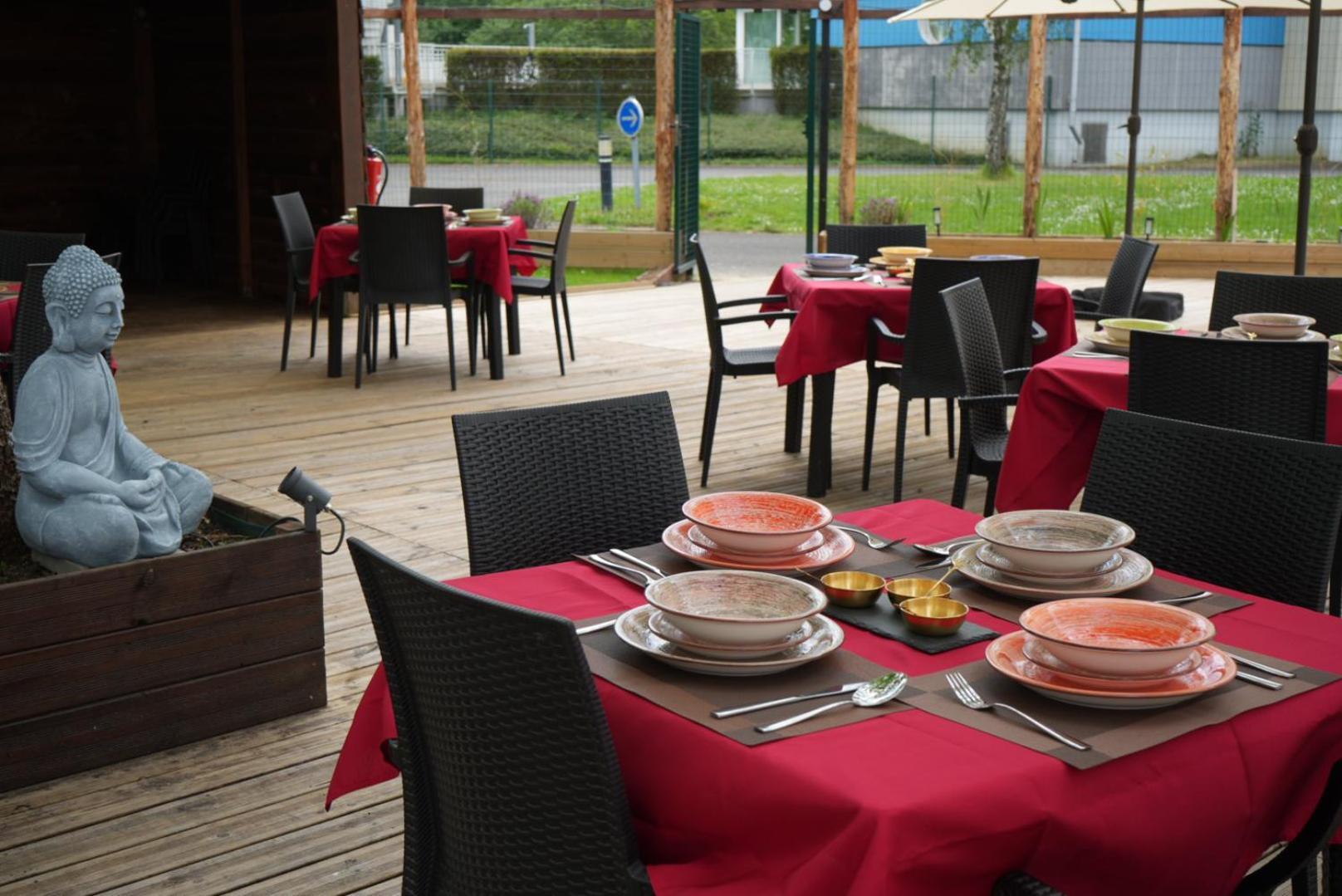 Resort & Camping - Val De Braye Bessé-sur-Braye Extérieur photo